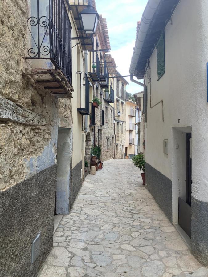 Hostal El Guerrer Todolella Esterno foto