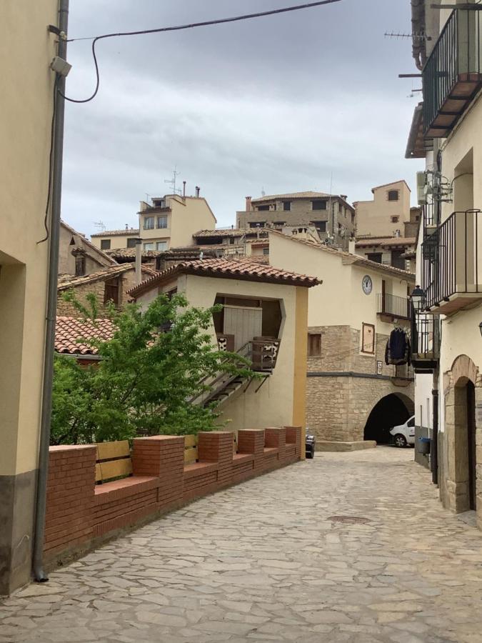 Hostal El Guerrer Todolella Esterno foto