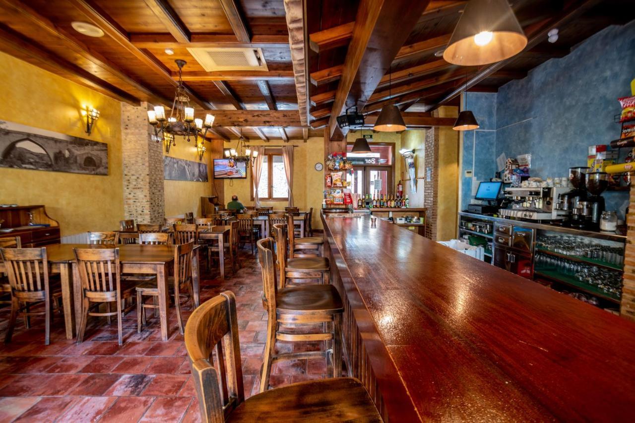 Hostal El Guerrer Todolella Esterno foto