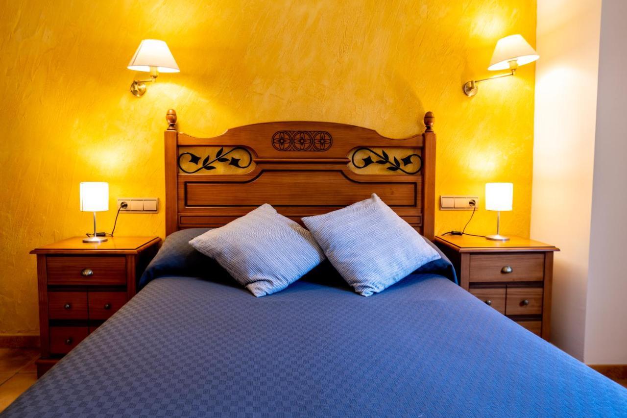 Hostal El Guerrer Todolella Esterno foto
