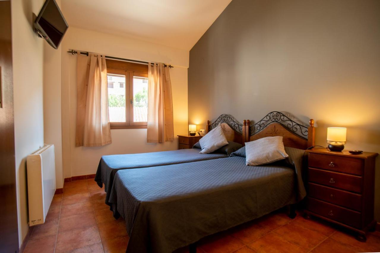 Hostal El Guerrer Todolella Esterno foto